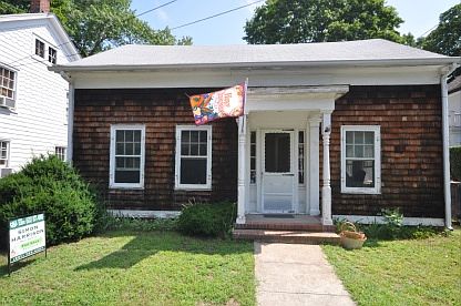 1st image of 16 William St