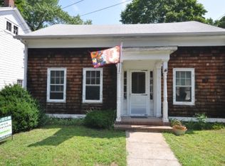 16 William St, Sag Harbor, NY 11963