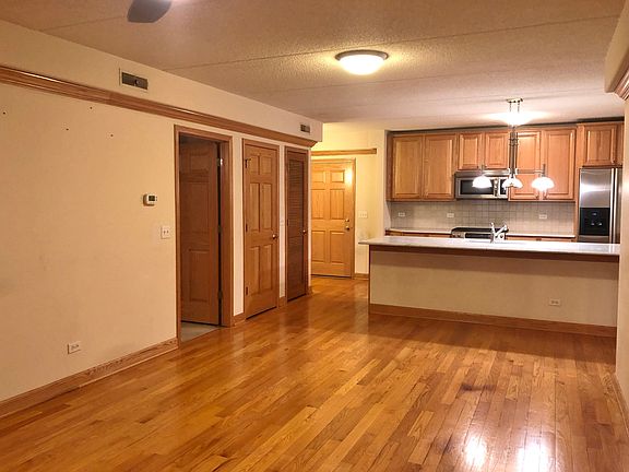3rd image of 4811 N Olcott Ave Unit 209