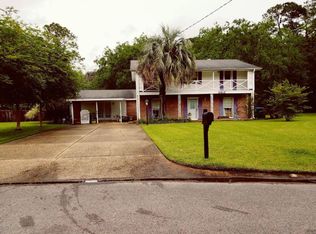2813 Montclair Ave, Pascagoula, MS 39567