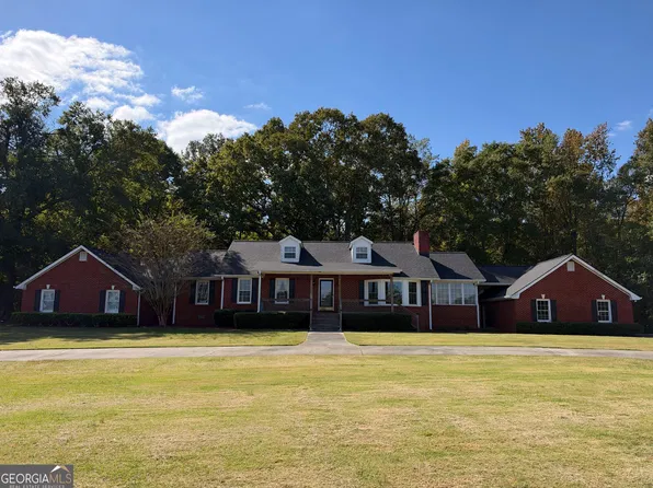 585 P J East Rd, Covington, GA 30014