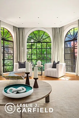 Sold by Leslie J. Garfield | media 2