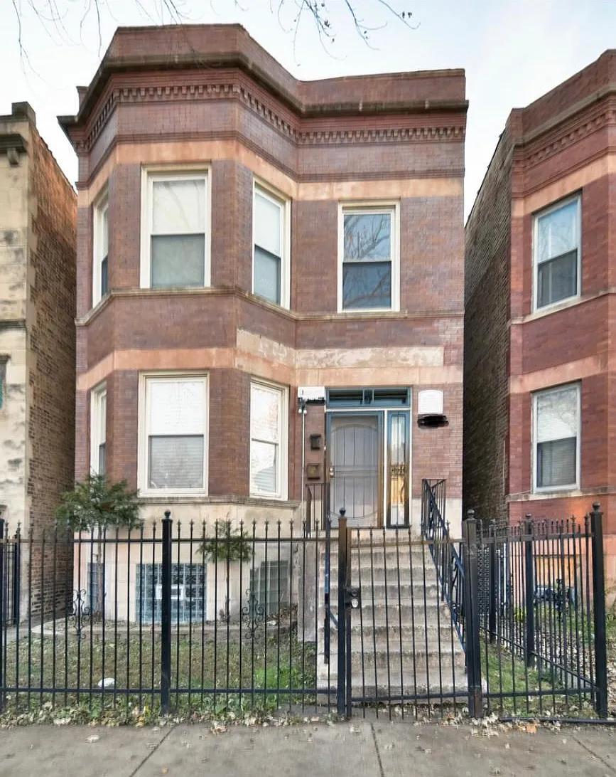 6344 S Eberhart Ave — Photo 1