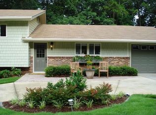 1054 Northcliffe Dr NW, Atlanta, GA 30318