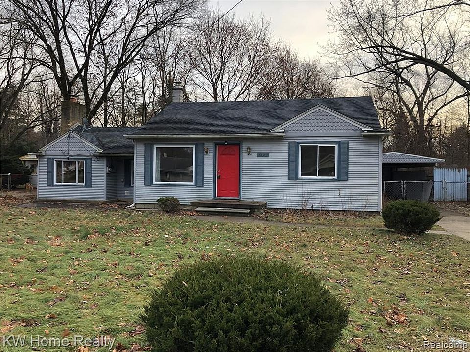 1st image of 21645 Frazer Ave