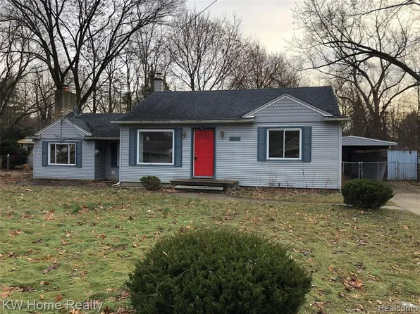 21645 Frazer Ave, Southfield, MI 48075