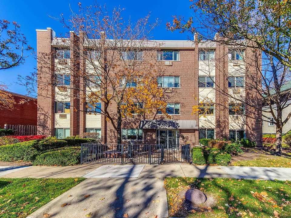 1st image of 1136 Greenleaf Ave APT 402