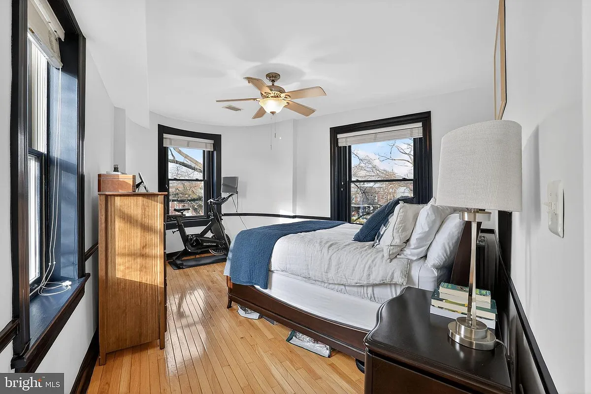 Building Photo - 150 Rhode Island Ave NW #303