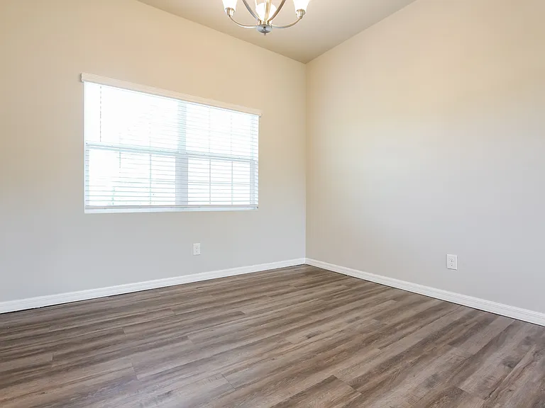 3468 Colfax Ln — Photo 7