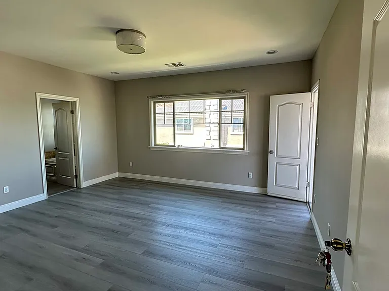 11659 Sitka St — Photo 7