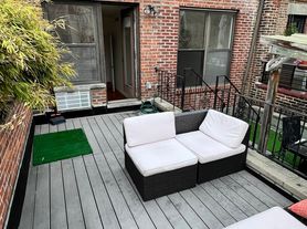 106 W 76th St, New York, NY