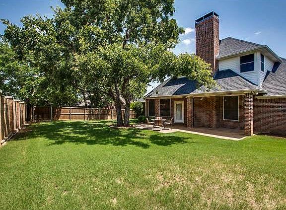3rd image of 1404 Hidden Oaks Cir