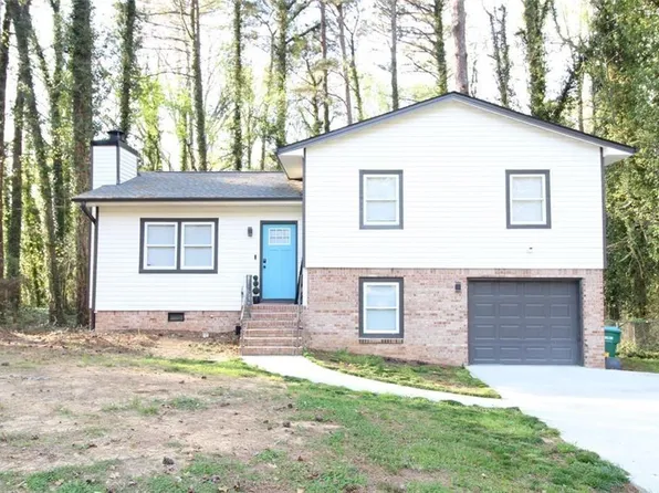 3367 Oak Dr, Snellville, GA 30078