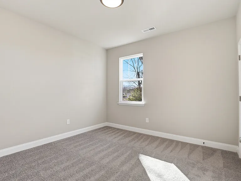 107 Virginia Ave — Photo 17