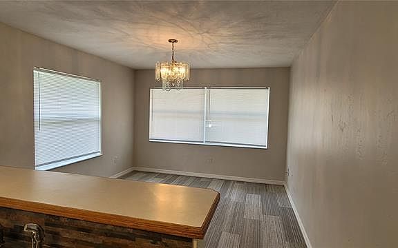 5th image of 4 Union Ct #B