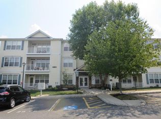 381 Saint Andrews Pl, Englishtown, NJ 07726