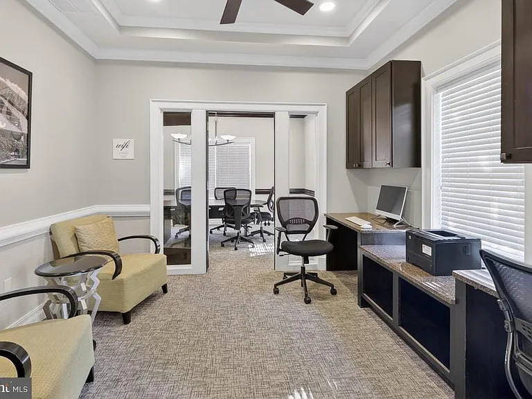 1447 Sierra Dr — Photo 28