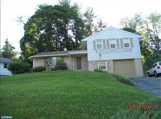 645 Green Briar Rd, Elkins Park, PA 19027