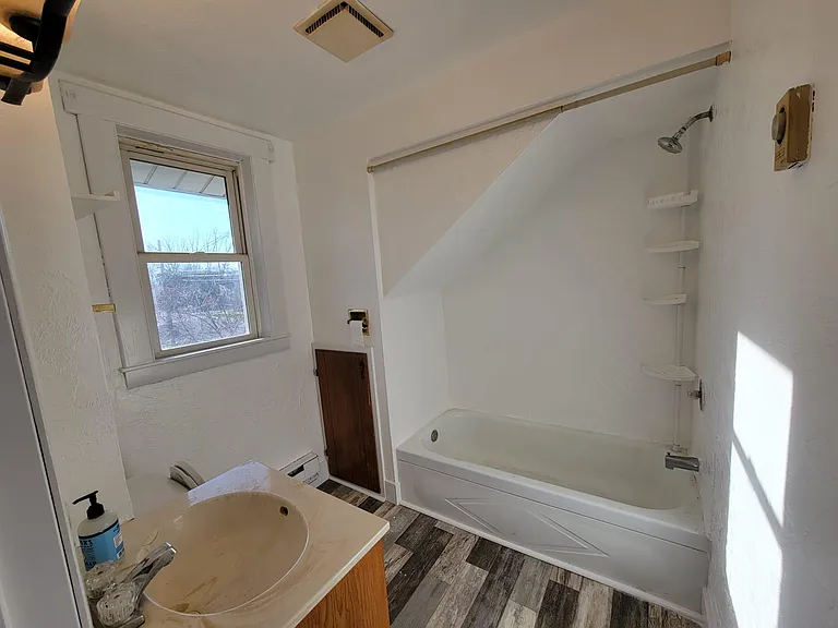 327 E Lincoln Ave #2 — Photo 9