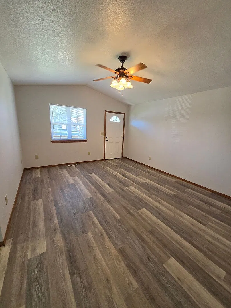 Great area and close to Main st! — Photo 3