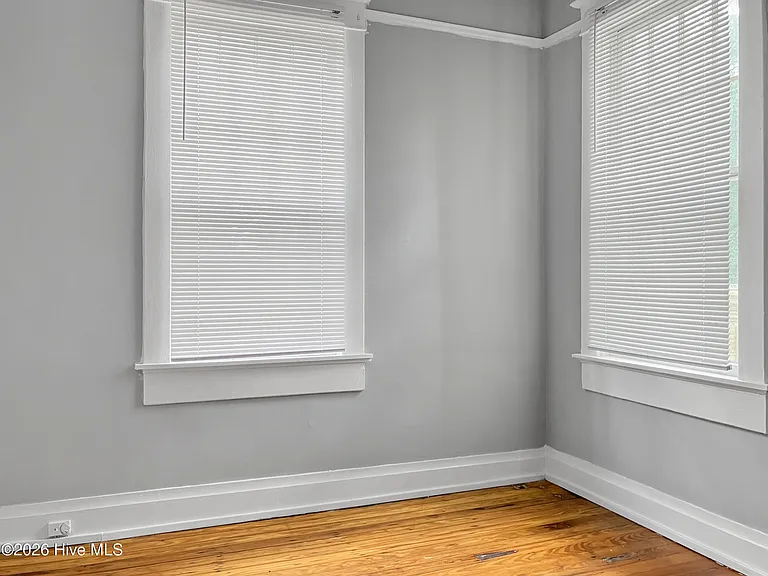 327 Ellis St #A — Photo 9