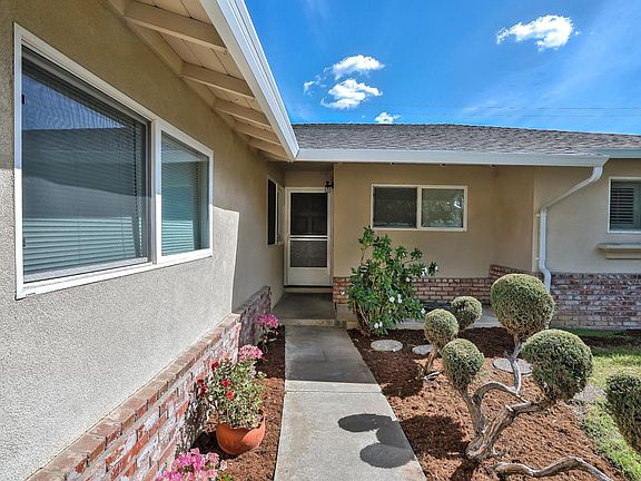 3rd image of 6244 Rainbow Dr