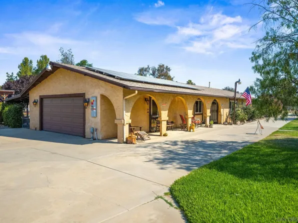 2031 Robertson St, Ramona, CA 92065