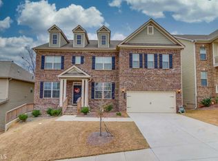 535 Lance View Ln, Lawrenceville, GA 30045