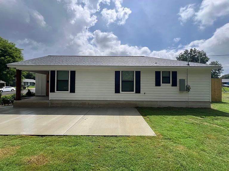 573 Jenson Rd — Photo 13
