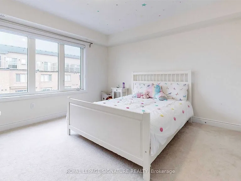 33 Edward Horton Cres — Photo 26
