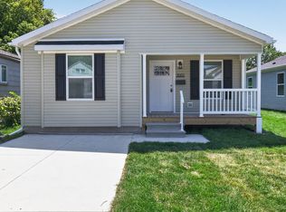 11082 Maxwell Ave, Warren, MI 48089