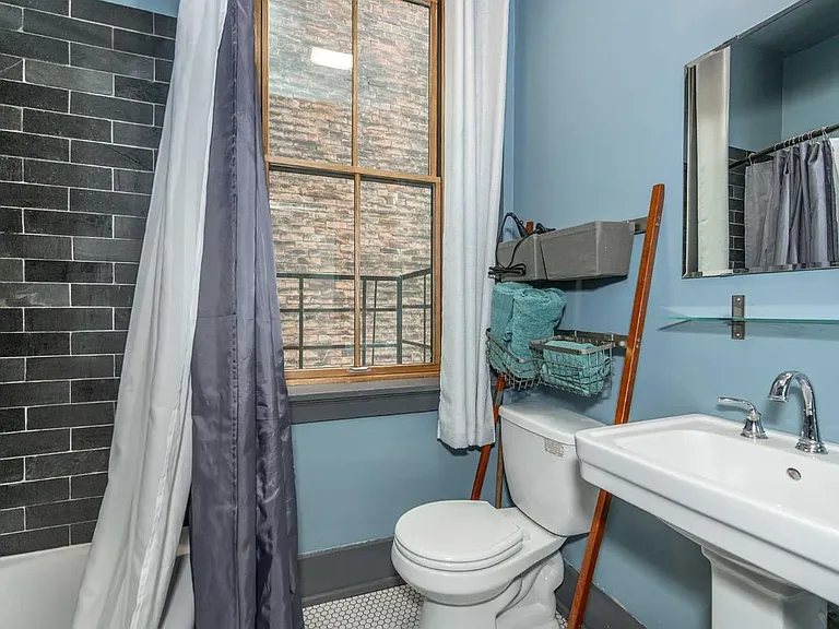 104 W Clifton Ave #2 — Photo 15