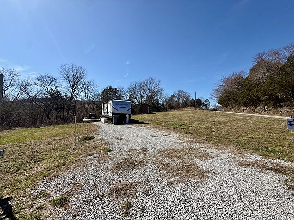 5th image of 588 Club Springs Rd