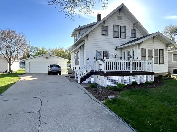 315 1st St SE, Clara City, MN 56222