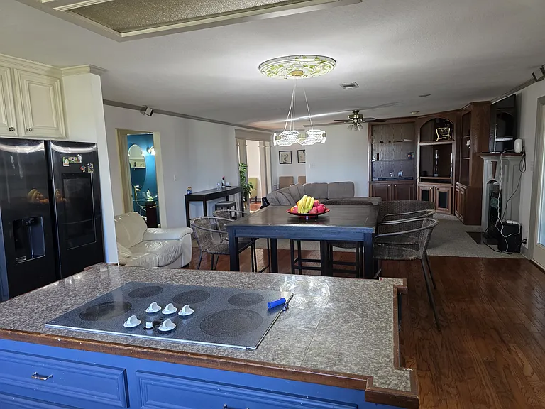 8906 Grunwald Rd — Photo 4