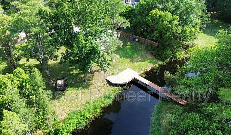 18306 Crawley Rd — Photo 41
