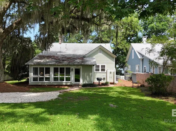 5480 Battles Rd, Fairhope, AL 36532