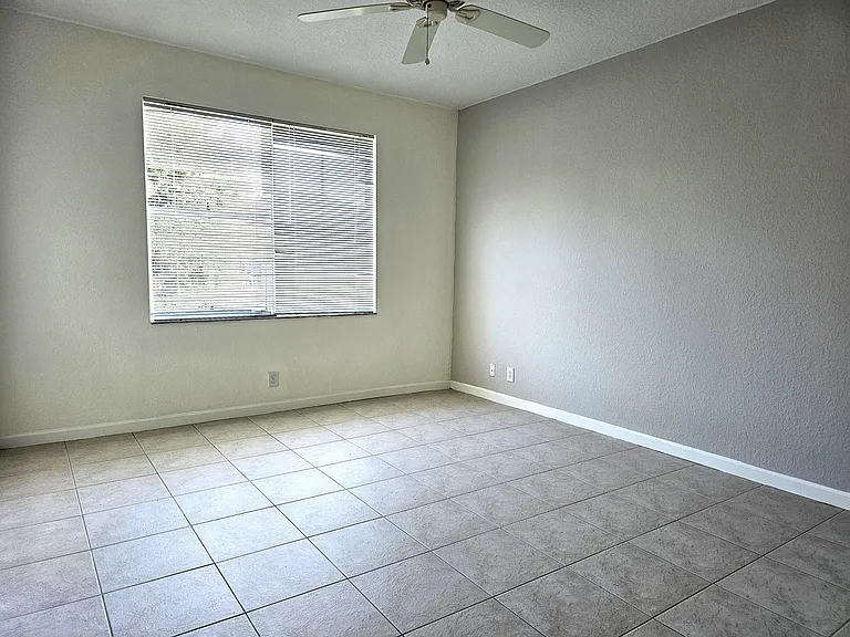 3569 Forest Hill Blvd #104 — Photo 13