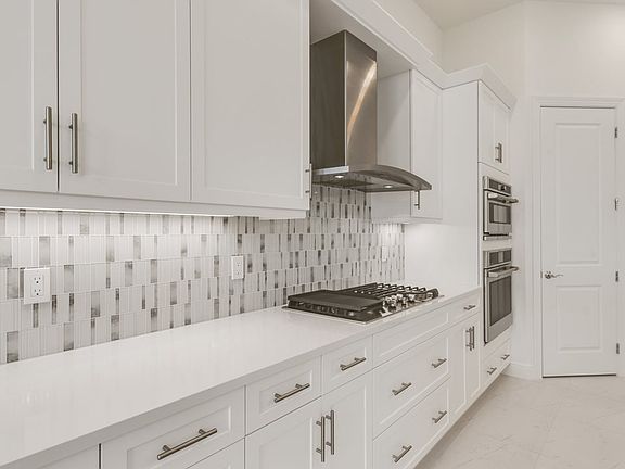 Riley Model Kitchen