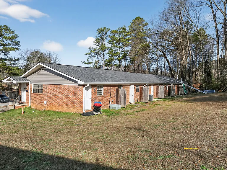 3681 Lynn Dr — Photo 8
