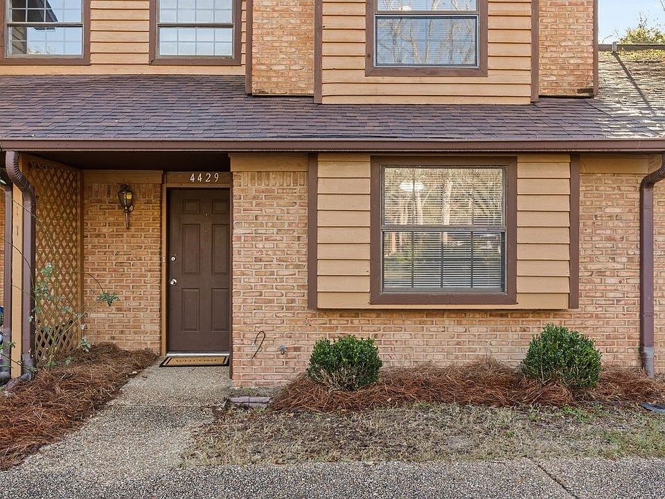 1st image of 4429 Stratfordshire Ct