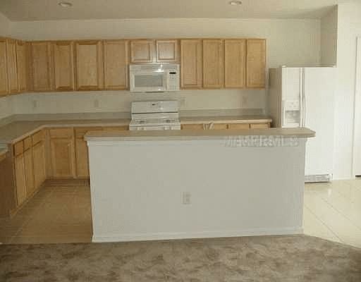 3rd image of Chatterly Dr