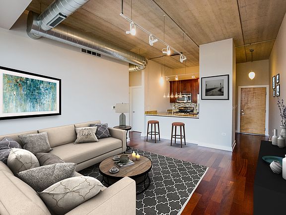 4th image of 3245 N Ashland Ave APT 4C