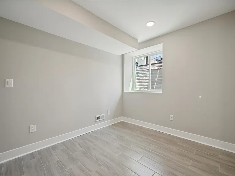 1513 Seybert St #1A — Photo 9