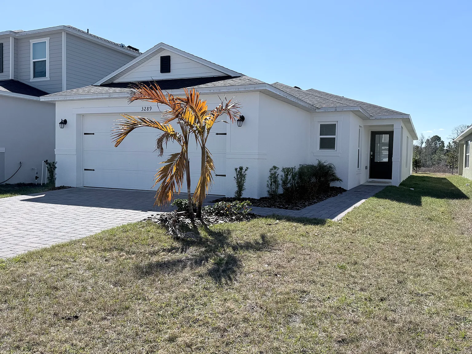 3 bed, 2084 sqft, $2,250 — Photo 2