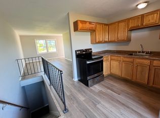 6830 Craig Ct #1, Inver Grove Heights, MN 55076