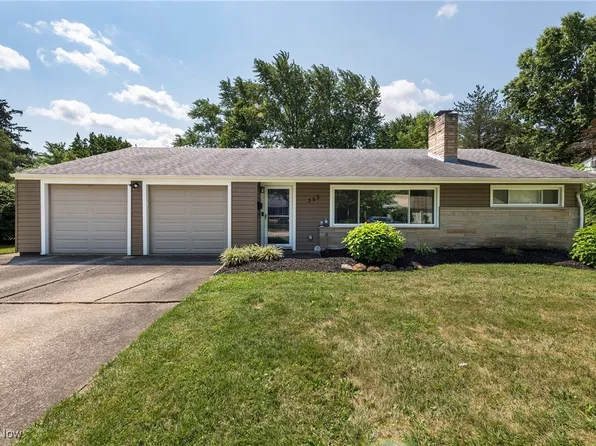 355 Anne Dr, Berea, OH 44017