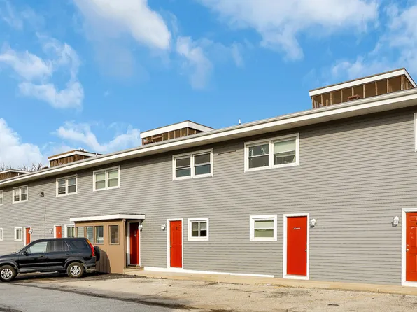 2203 Todd Dr, 2203 Todd Dr APT 6, Bloomington, IL 61704