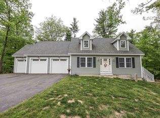26 Lundy Point Dr #5, Dover, NH 03820