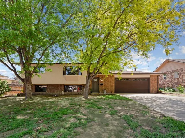 128 La Rochelle Dr, Pueblo, CO 81005